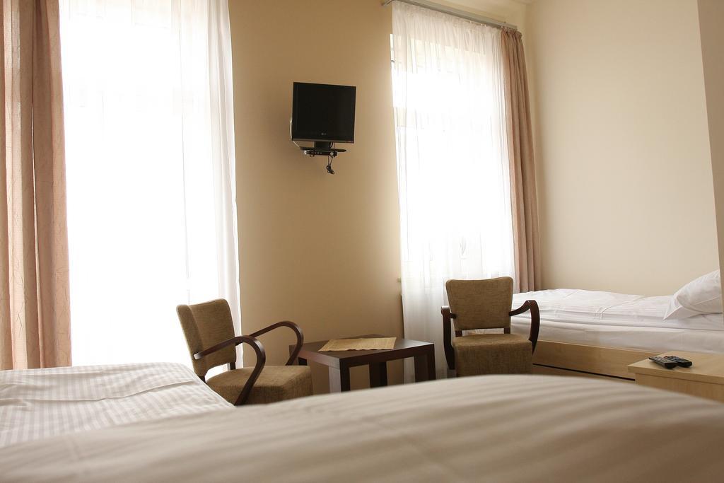 Stara Poczta Hostel Zambrow Phòng bức ảnh